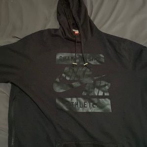 Men’s black Nike hoodie with/zippers on side